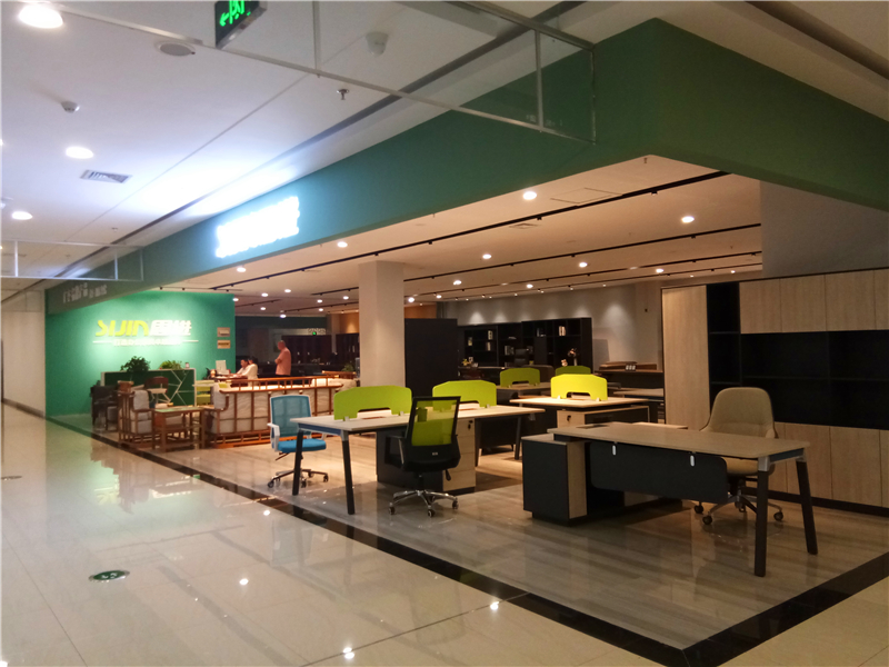 思進(jìn)家具江西吉安專賣(mài)店